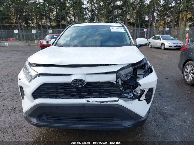 Toyota RAV4 LE 2020 2T3K1RFV1LC050128 Image 12
