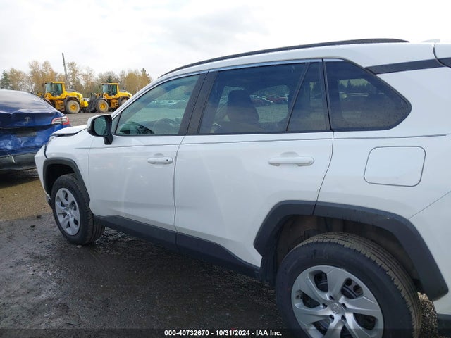 Toyota RAV4 LE 2020 2T3K1RFV1LC050128 Image 14
