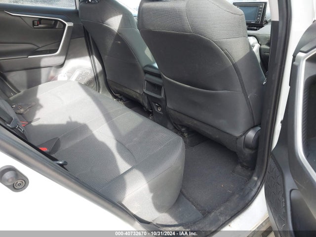 Toyota RAV4 LE 2020 2T3K1RFV1LC050128 Image 8