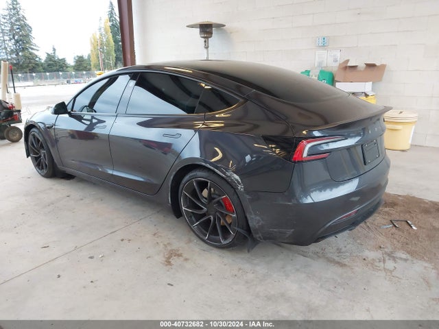 2024 TESLA MODEL 3 5YJ3E1ET2RF842716 Photo 2