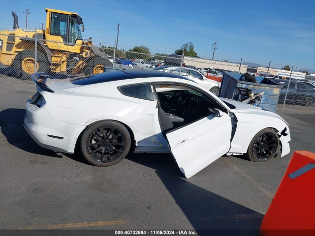 Ford Mustang Ecoboost 2018 1FA6P8TH5J5108887 Image 13