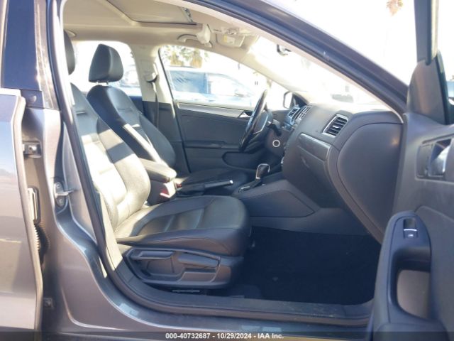 3VWLA7AJXFM291846 Volkswagen Jetta 2.0l Tdi Se