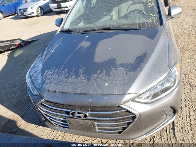 Hyundai Elantra Value Edition 2018 5NPD84LF3JH323979 Image 12
