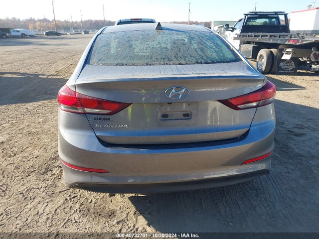 Hyundai Elantra Value Edition 2018 5NPD84LF3JH323979 Image 16