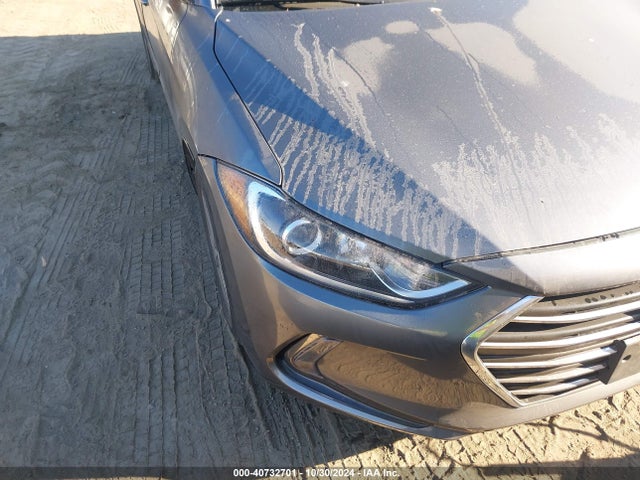 Hyundai Elantra Value Edition 2018 5NPD84LF3JH323979 Image 6