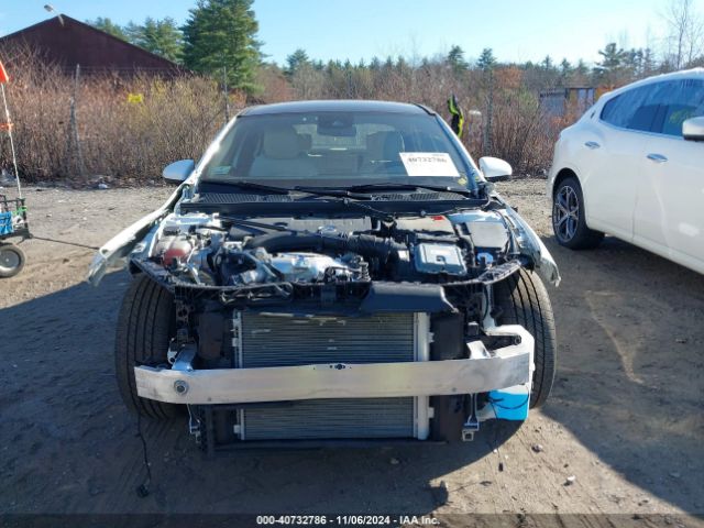 W1K3G4FB4NJ361280 Mercedes-Benz A 220 4matic