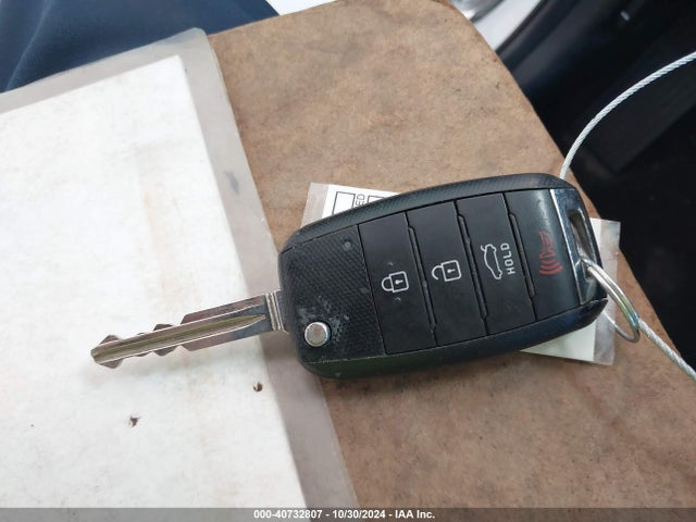 KNAFX4A60E5238292 KIA FORTE LX
