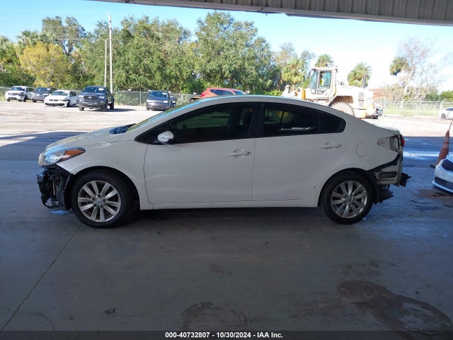KNAFX4A60E5238292 KIA FORTE LX