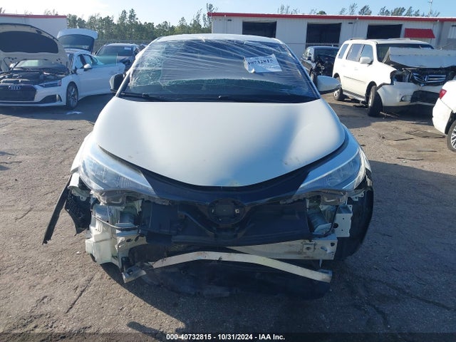 Toyota C-HR XLE 2021 NMTKHMBX5MR123975 Image 12