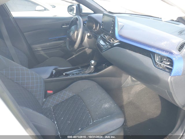 Toyota C-HR XLE 2021 NMTKHMBX5MR123975 Image 5