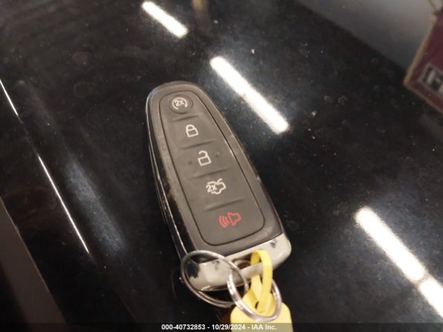 1FMCU9J92GUB22389 Ford Escape Titanium