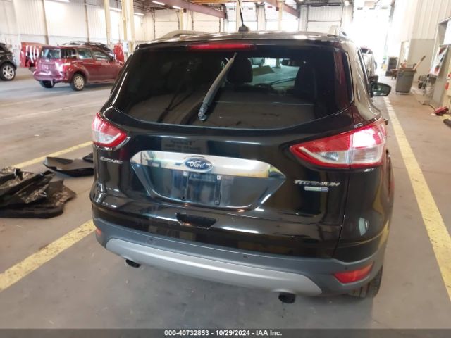 1FMCU9J92GUB22389 Ford Escape Titanium
