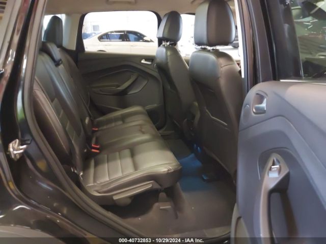 1FMCU9J92GUB22389 Ford Escape Titanium