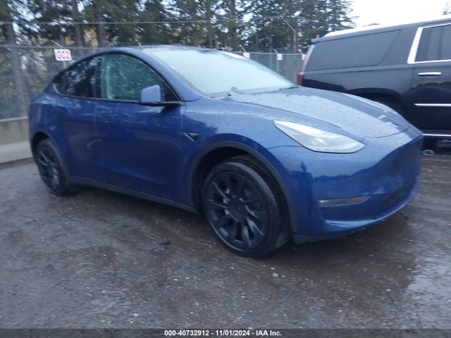2024 TESLA MODEL Y 7SAYGDEE8RF114761 Photo 0