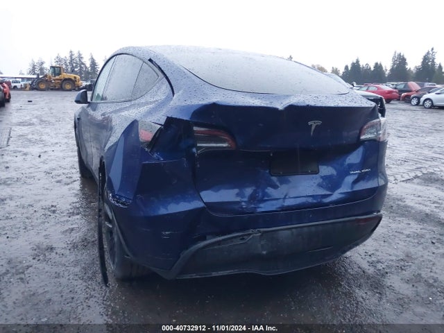2024 TESLA MODEL Y 7SAYGDEE8RF114761 Photo 5