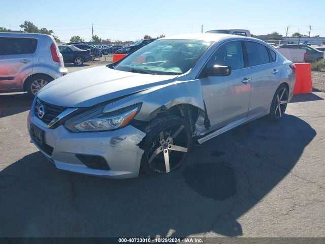 Nissan Altima 2.5 Sv 2018 1N4AL3AP1JC163819 Image 2