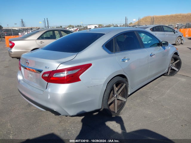 Nissan Altima 2.5 Sv 2018 1N4AL3AP1JC163819 Image 4