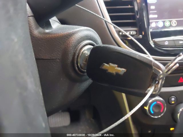 KL7CJKSB9LB019253 Chevrolet Trax Fwd Ls