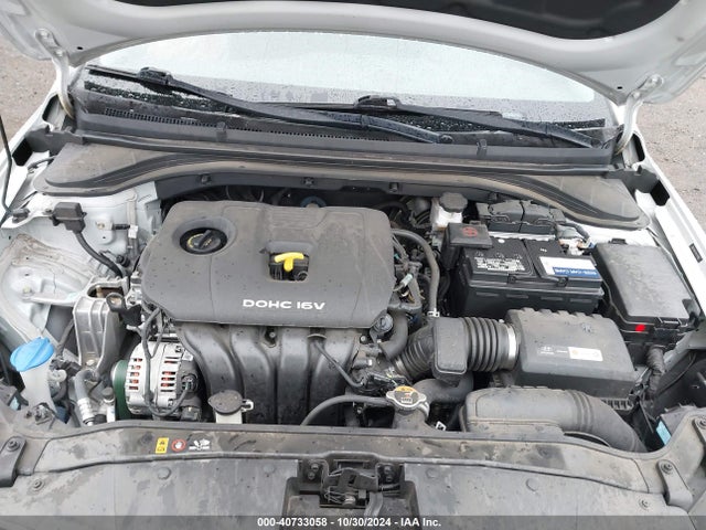 Hyundai Elantra Value Edition 2017 5NPD84LF1HH194585 Image 10