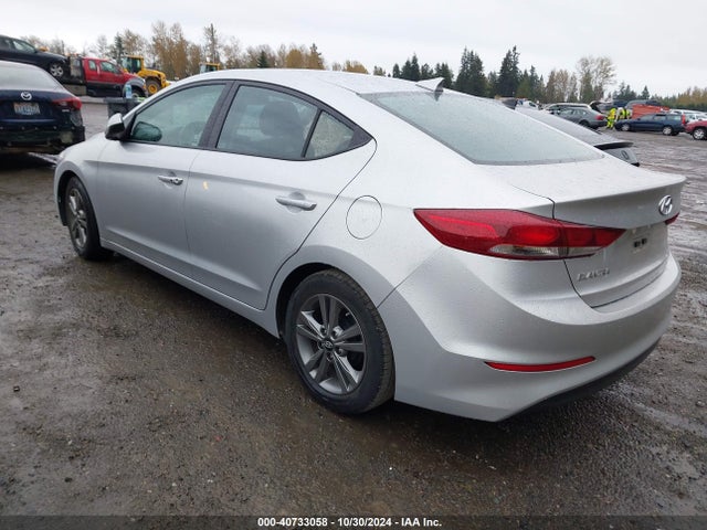 Hyundai Elantra Value Edition 2017 5NPD84LF1HH194585 Image 3