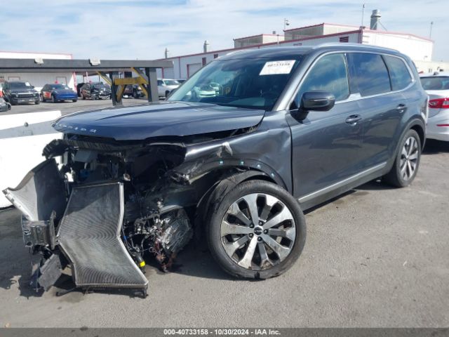 5XYP34HC0NG250061 KIA Telluride Ex