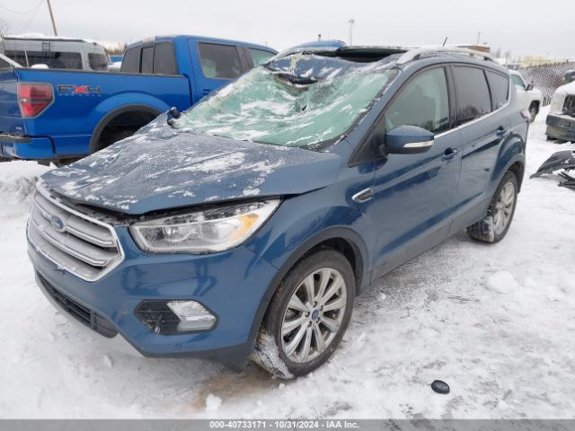 1FMCU9J98JUA65199 Ford Escape Titanium