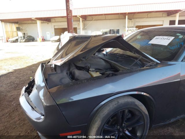 2C3CDZAG2JH110843 Dodge Challenger Sxt Plus