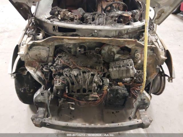 KNDJP3A58J7535940 KIA SOUL +