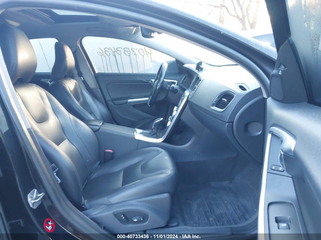 Volvo S60 Premier 2015 YV1612TK4F1345481 Image 5