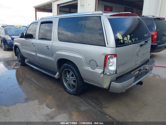 2004 CADILLAC ESCALADE ESV 3GYFK66N84G228236 Photo 2