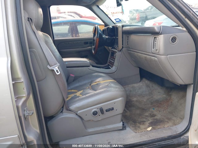 2004 CADILLAC ESCALADE ESV 3GYFK66N84G228236 Photo 4