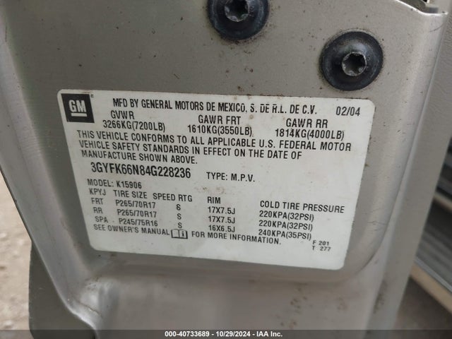 2004 CADILLAC ESCALADE ESV 3GYFK66N84G228236 Photo 8