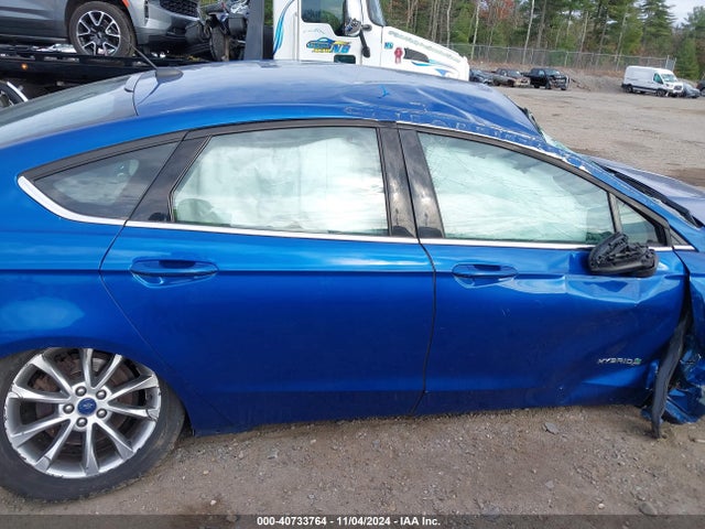 3FA6P0LU2HR357198 Ford Fusion Hybrid Se