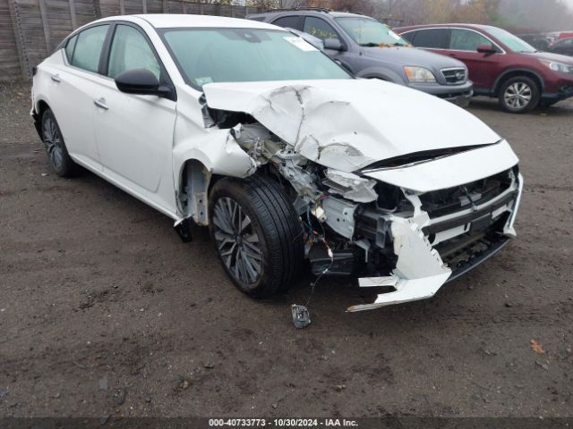 1N4BL4DW9RN401879 Nissan Altima Sv Intelligent Awd