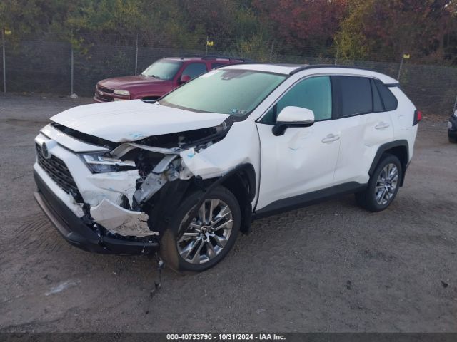 2T3A1RFV8RW415505 Toyota Rav4 Xle Premium