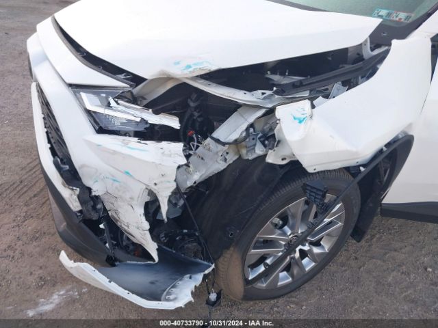 2T3A1RFV8RW415505 Toyota Rav4 Xle Premium