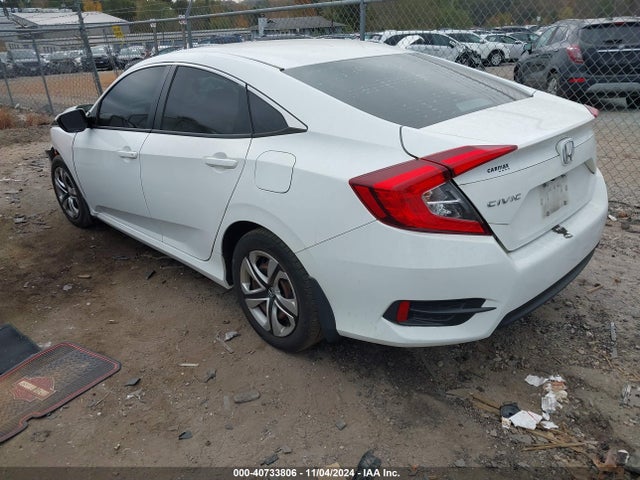 Honda Civic Lx 2018 2HGFC2F52JH589910 Image 3