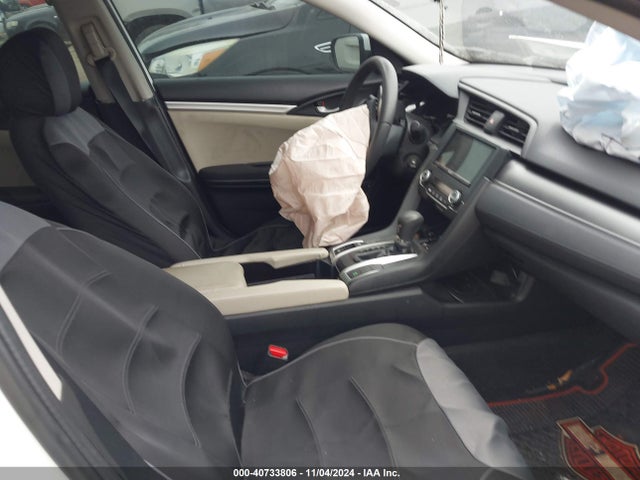 Honda Civic Lx 2018 2HGFC2F52JH589910 Image 5