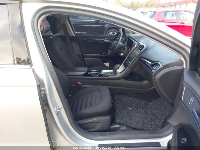 3FA6P0HDXER107888 Ford FUSION SE