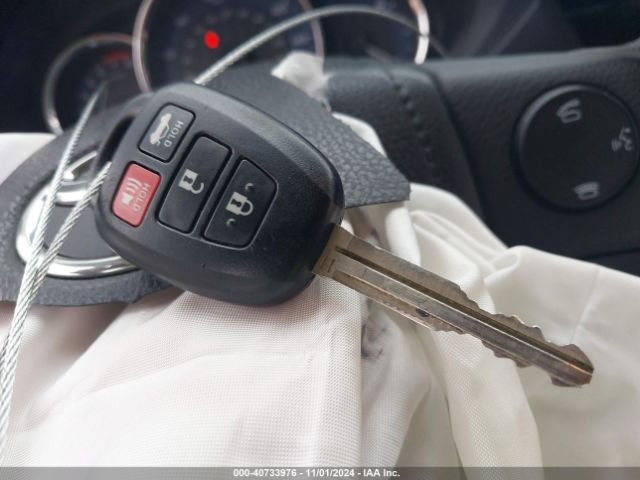 5YFBURHE3FP297832 Toyota Corolla Le Plus