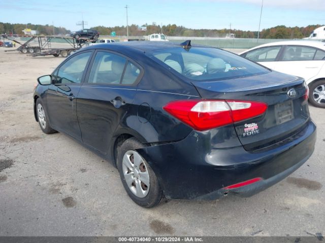 KNAFK4A67F5340432 KIA FORTE LX