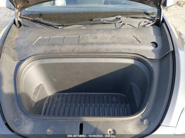 2021 TESLA MODEL Y 5YJYGDEE1MF207255 Photo 9