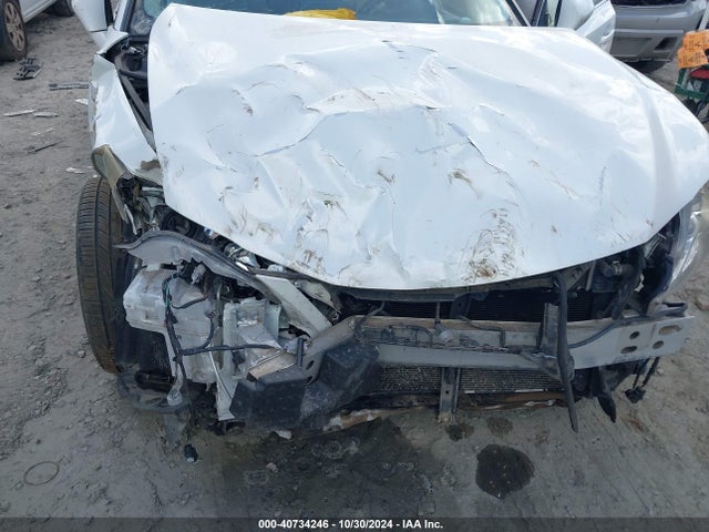 Lexus CT 200H 2014 JTHKD5BH8E2174986 Image 6