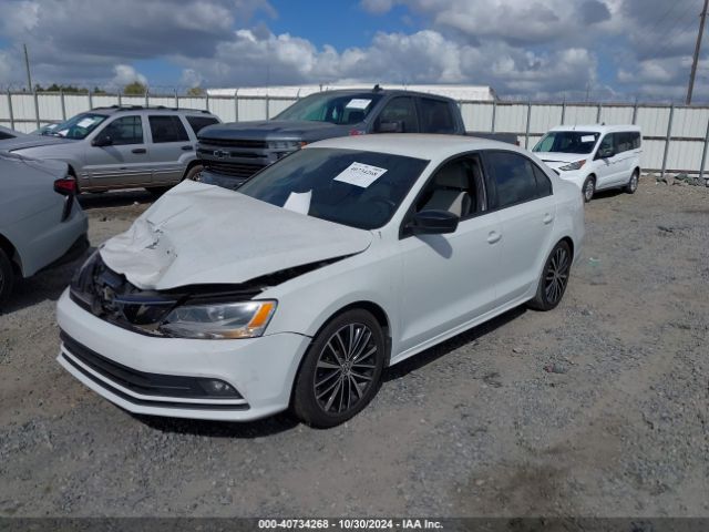 3VWD17AJ0GM303170 Volkswagen Jetta 1.8t Sport