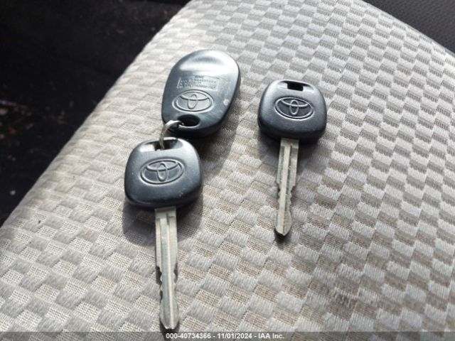 5TFLU4EN2EX102525 Toyota Tacoma Base V6