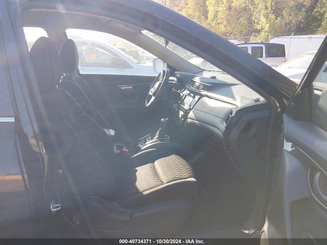 5N1AT2MV0KC826986 Nissan ROGUE S