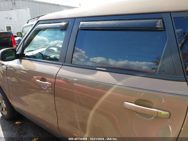 KIA Soul 2015 KNDJN2A21F7174998 Image 14