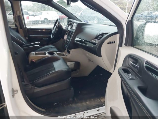 2C4RDGCG4KR749437 Dodge Grand Caravan Sxt