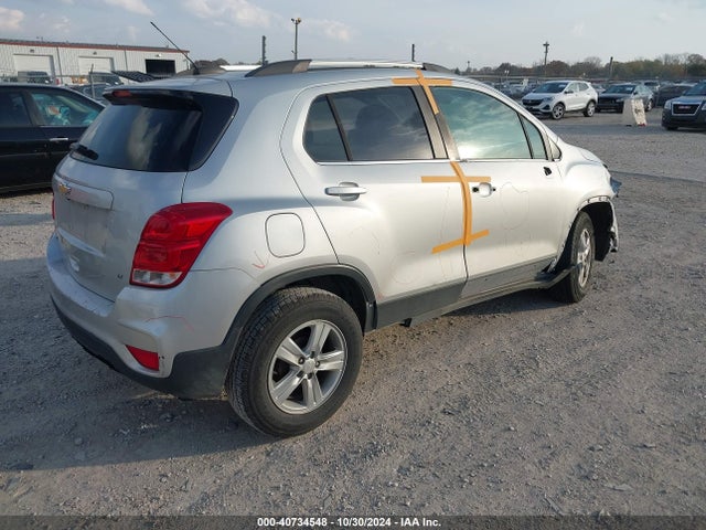3GNCJLSB7KL329172 Chevrolet Trax Lt