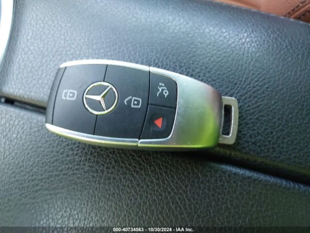 WDDWF8DB1KR481593 Mercedes-Benz C 300